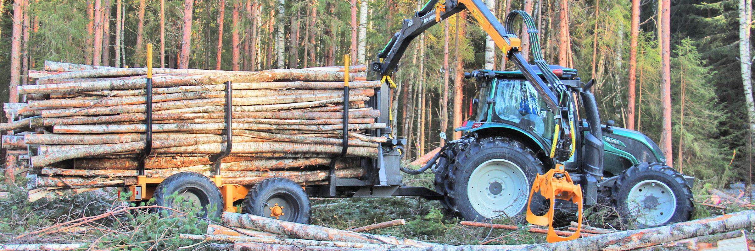 Timber Cranes, Trailers & Grabs