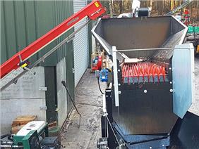 Log Conveyors and Cleaners