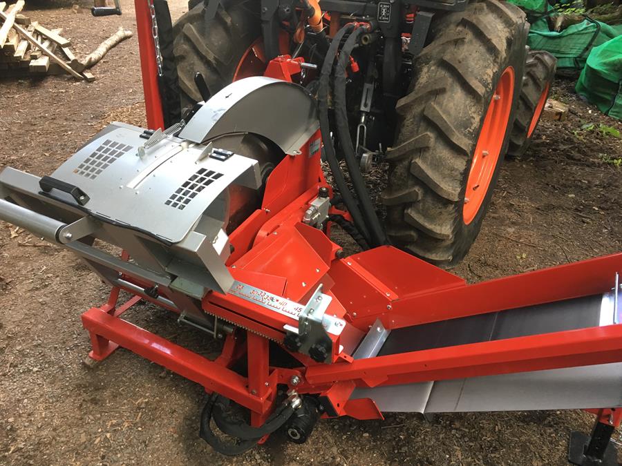 AMR Sciomat Circular Saw With Conveyor